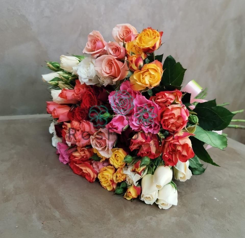 Букет цветов из: Розы в Красном Пахаре