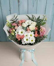 Букет цветов из:  Розы, Лизиантусы и Хризантемы в Красном Пахаре
