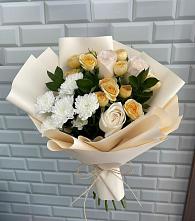 Букет цветов из:  Розы и Хризантемы в Красном Пахаре
