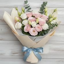 Букет цветов из:  Лизиантусы в Красном Пахаре