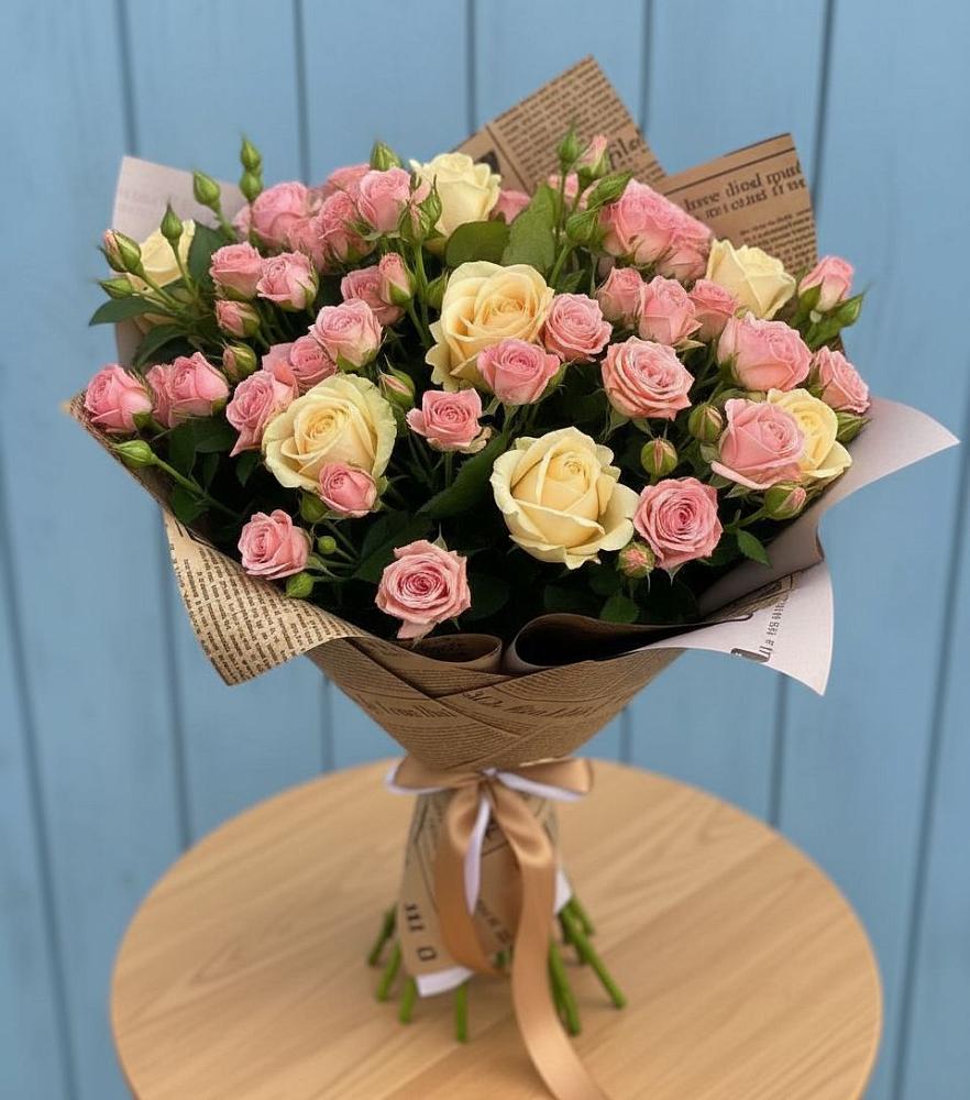 Букет цветов из: Розы в Красном Пахаре