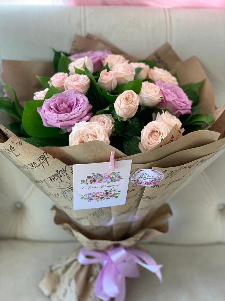 Букет цветов из: Розы в Красном Пахаре