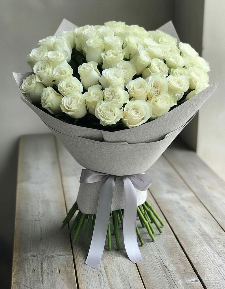 Букет 35 Белых роз в Красном Пахаре
