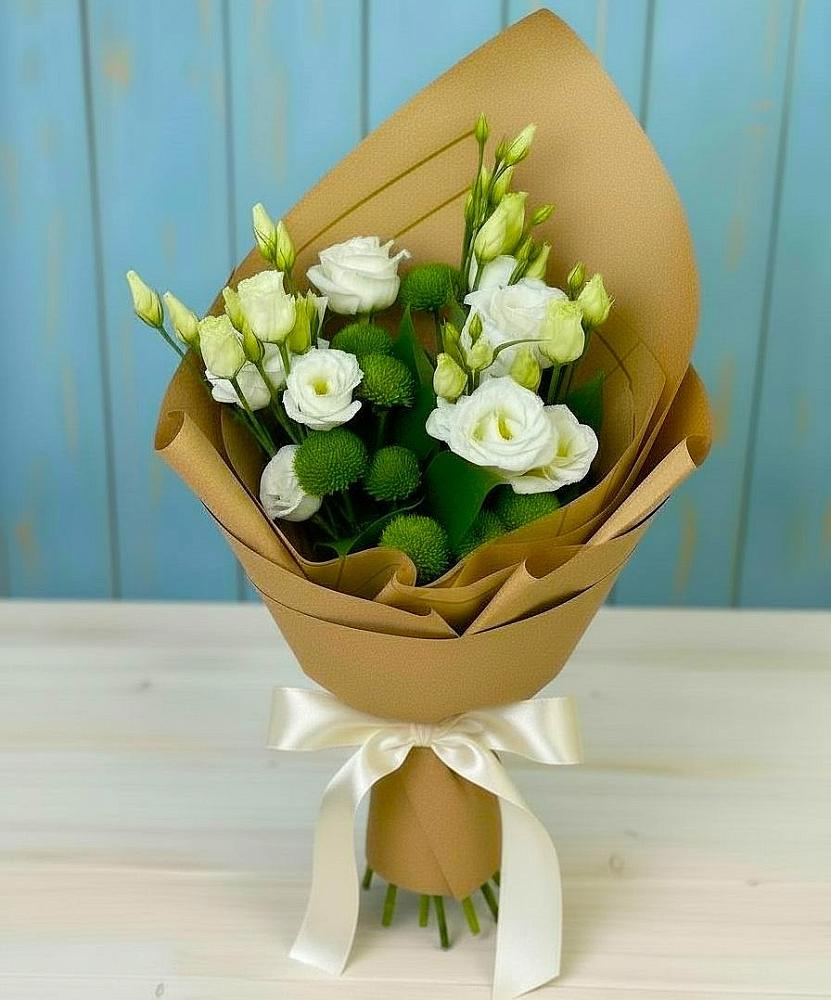 Букет цветов из: Хризантемы и Лизиантусы в Красном Пахаре