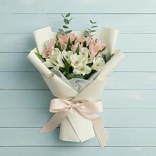 Букет цветов из:  Альстромерии в Красном Пахаре