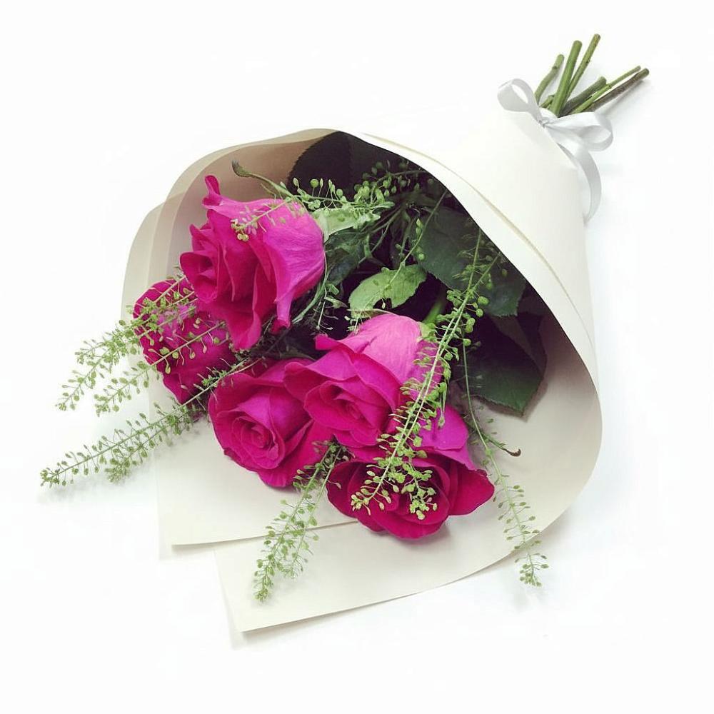 Букет цветов из: Розы в Красном Пахаре