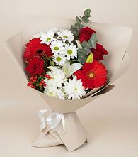 Букет цветов из:  Розы, Хризантемы, Герберы и Лилии в Красном Пахаре