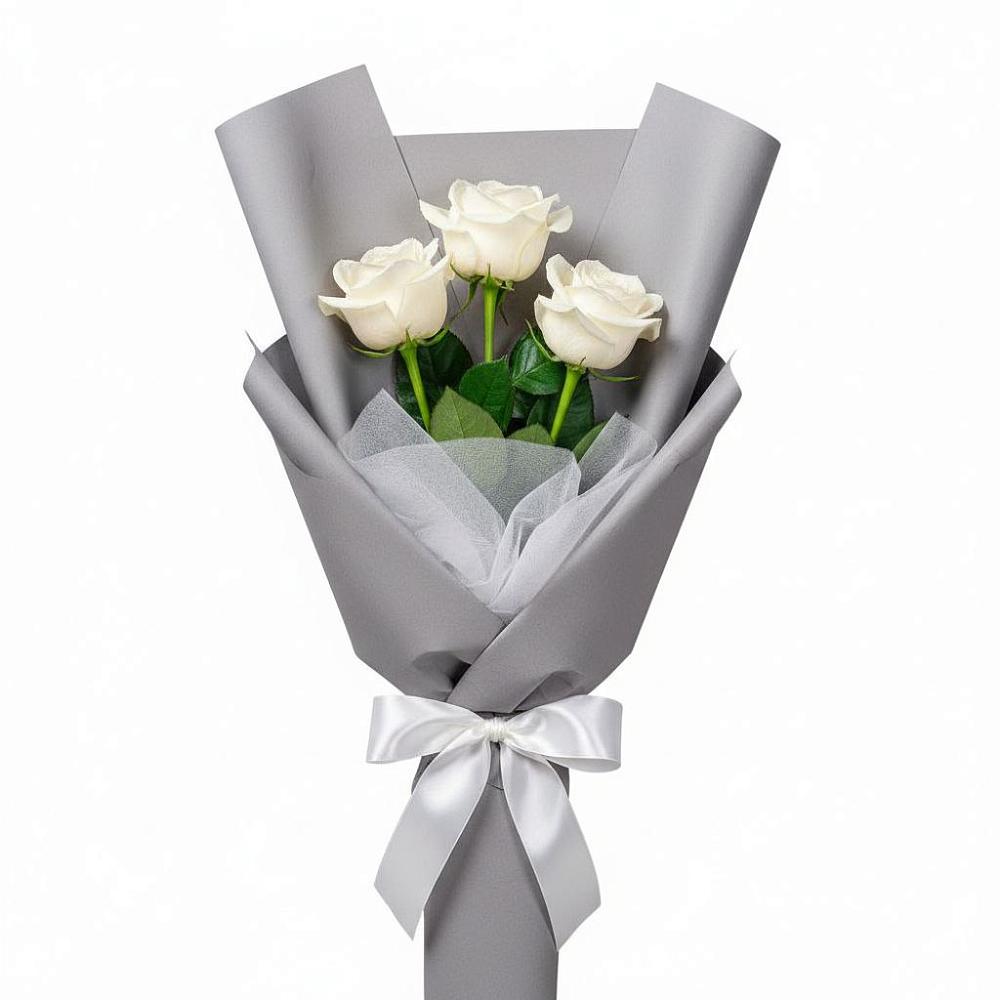 Букет 3 белые розы в Красном Пахаре
