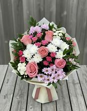 Букет цветов из:  Альстромерии, Гвоздики, Розы и Хризантемы в Красном Пахаре