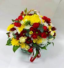 Цветочная композиция из Хризантемы и Розы в корзине #REPLACE_PRED# Красном Пахаре