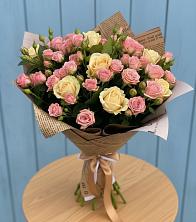 Букет цветов из:  Розы в Красном Пахаре