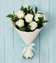 Букет цветов из:  Розы в Красном Пахаре