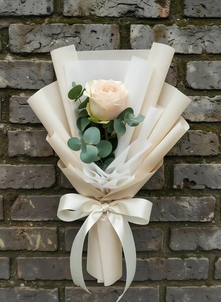 Букет цветов из: Розы в Красном Пахаре