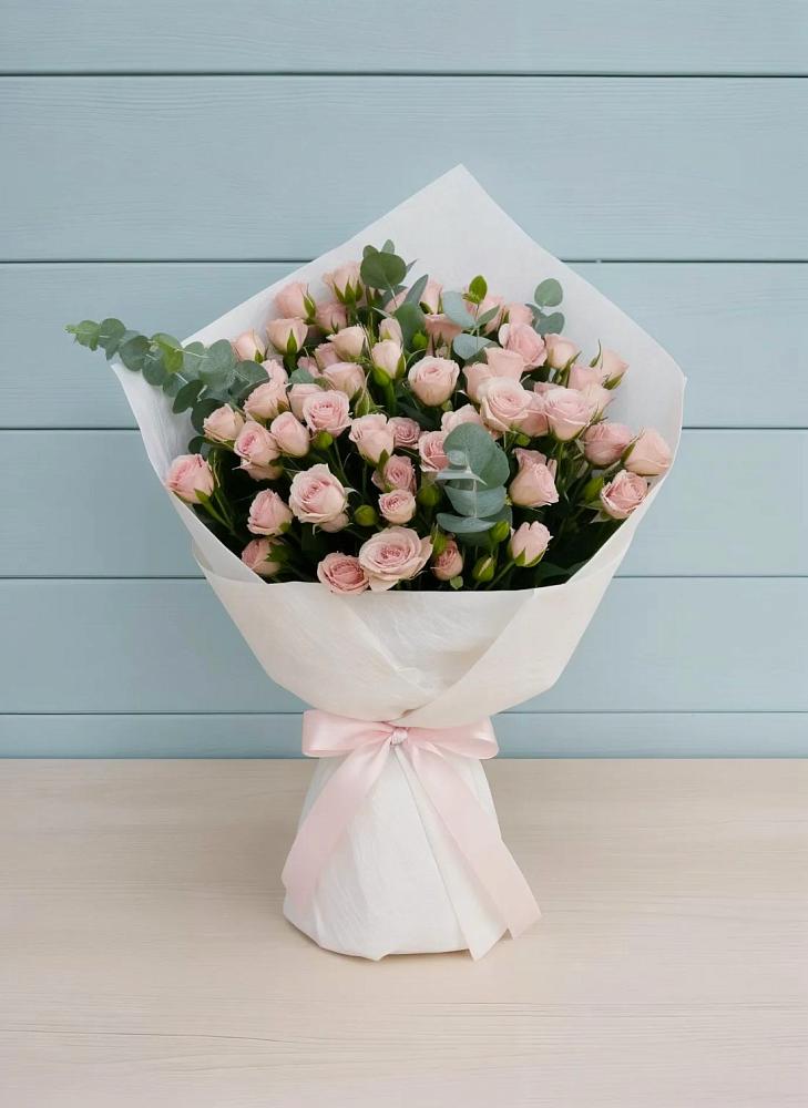 Букет цветов из: Розы в Красном Пахаре