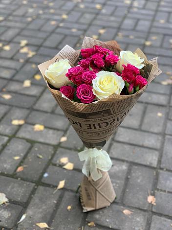 Букет цветов из: Розы в Красном Пахаре