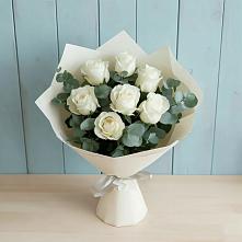 Букет Белые розы в Эвкалипте в Красном Пахаре