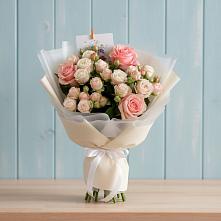 Букет цветов из:  Розы в Красном Пахаре