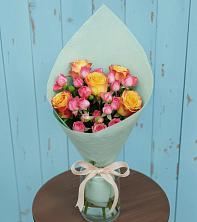 Букет цветов из:  Розы в Красном Пахаре