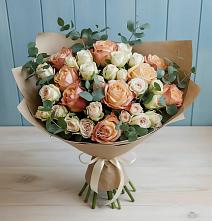 Букет цветов из:  Альстромерии и Розы в Красном Пахаре
