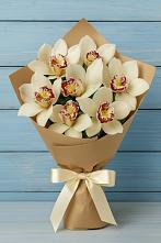 Букет цветов из:  Орхидеи и Розы в Красном Пахаре